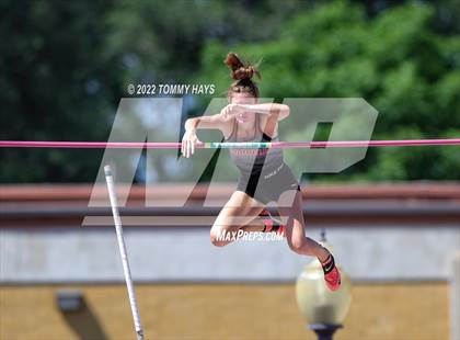 Thumbnail 2 in UIL 6A State Track Meet photogallery.