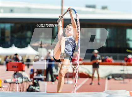 Thumbnail 2 in UIL 6A State Track Meet photogallery.