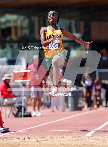 Thumbnail 2 in UIL 6A State Track Meet photogallery.