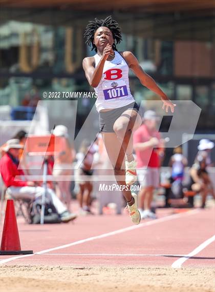 Thumbnail 1 in UIL 6A State Track Meet photogallery.