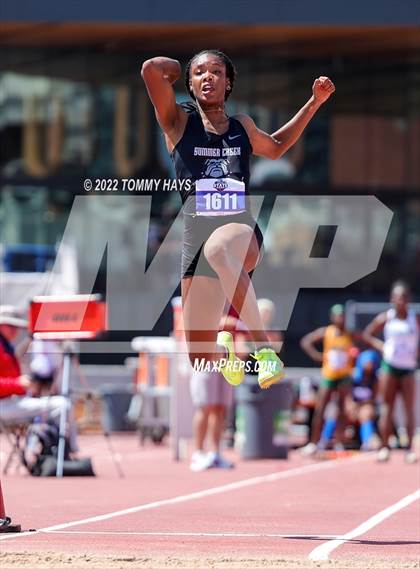 Thumbnail 3 in UIL 6A State Track Meet photogallery.