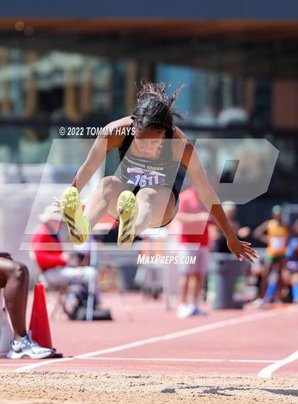 Thumbnail 1 in UIL 6A State Track Meet photogallery.
