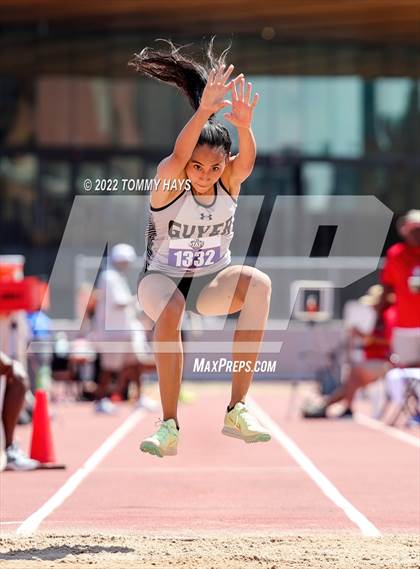 Thumbnail 3 in UIL 6A State Track Meet photogallery.
