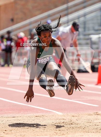 Thumbnail 2 in UIL 6A State Track Meet photogallery.