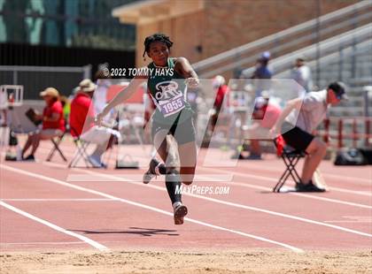 Thumbnail 1 in UIL 6A State Track Meet photogallery.