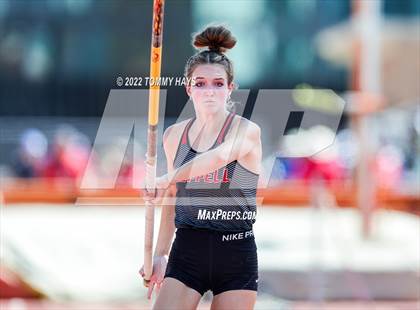 Thumbnail 3 in UIL 6A State Track Meet photogallery.