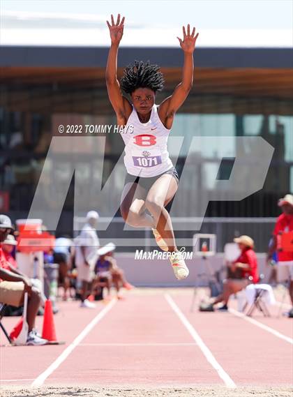 Thumbnail 2 in UIL 6A State Track Meet photogallery.