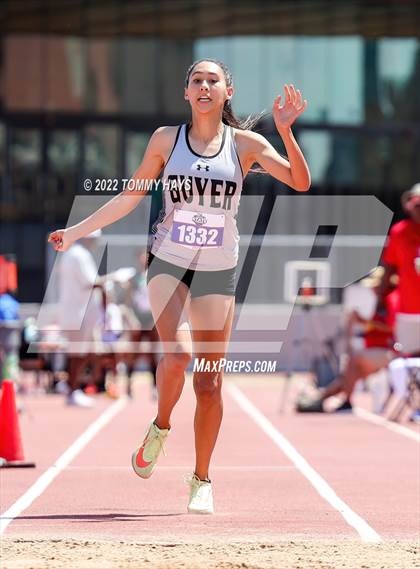 Thumbnail 2 in UIL 6A State Track Meet photogallery.
