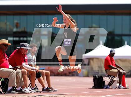 Thumbnail 2 in UIL 6A State Track Meet photogallery.