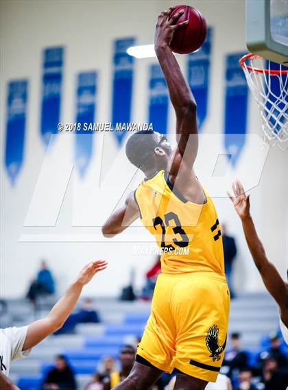 Thumbnail 3 in Burbank vs King/Drew (Spot Up Southern California Classic) photogallery.