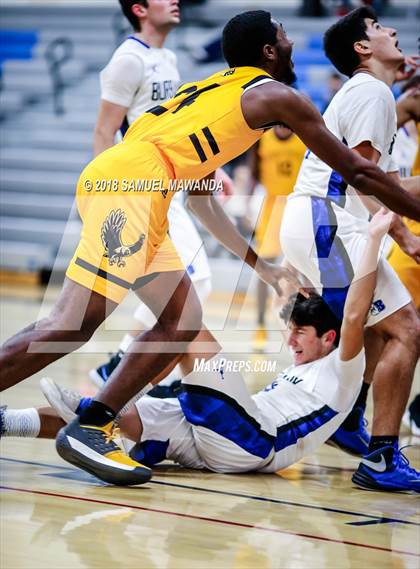 Thumbnail 3 in Burbank vs King/Drew (Spot Up Southern California Classic) photogallery.