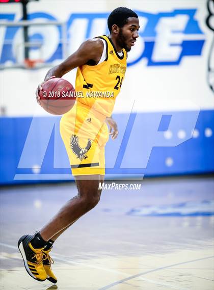 Thumbnail 2 in Burbank vs King/Drew (Spot Up Southern California Classic) photogallery.