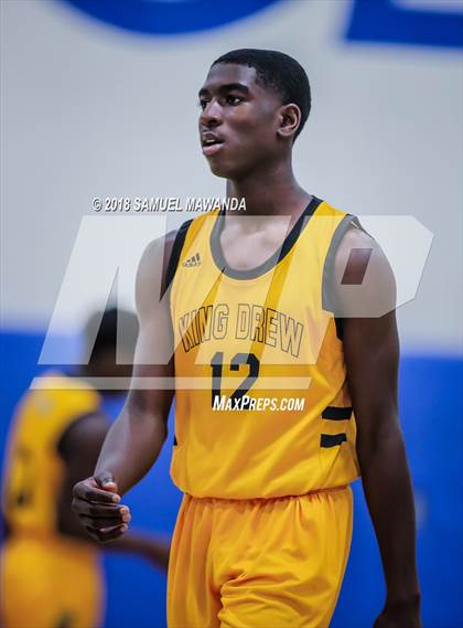 Thumbnail 2 in Burbank vs King/Drew (Spot Up Southern California Classic) photogallery.