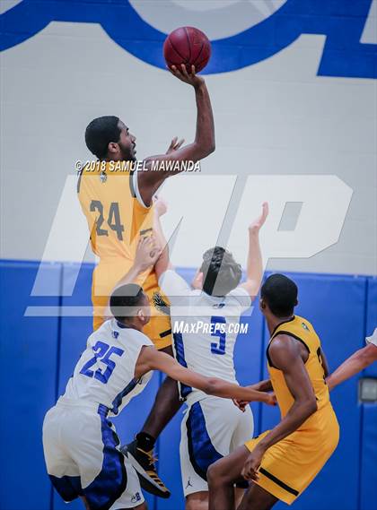 Thumbnail 2 in Burbank vs King/Drew (Spot Up Southern California Classic) photogallery.