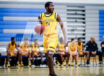 Thumbnail 1 in Burbank vs King/Drew (Spot Up Southern California Classic) photogallery.