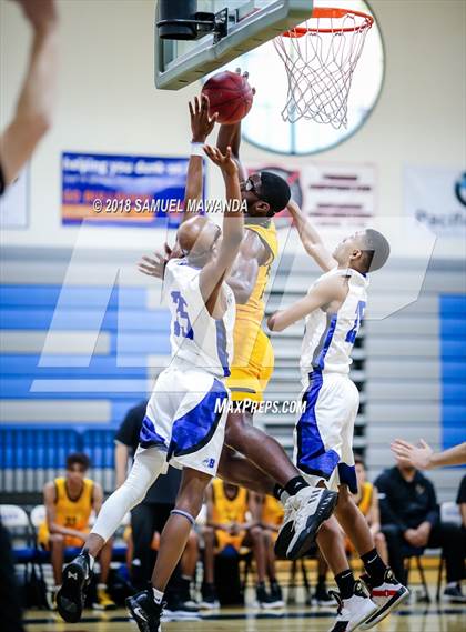 Thumbnail 1 in Burbank vs King/Drew (Spot Up Southern California Classic) photogallery.
