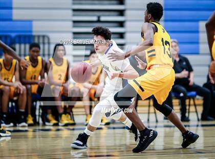 Thumbnail 3 in Burbank vs King/Drew (Spot Up Southern California Classic) photogallery.