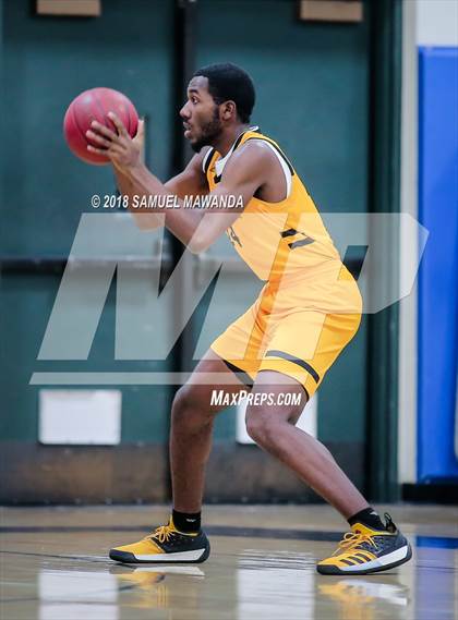 Thumbnail 1 in Burbank vs King/Drew (Spot Up Southern California Classic) photogallery.