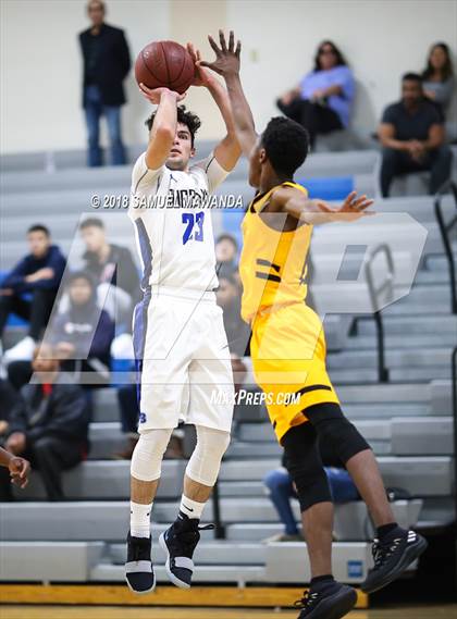 Thumbnail 1 in Burbank vs King/Drew (Spot Up Southern California Classic) photogallery.
