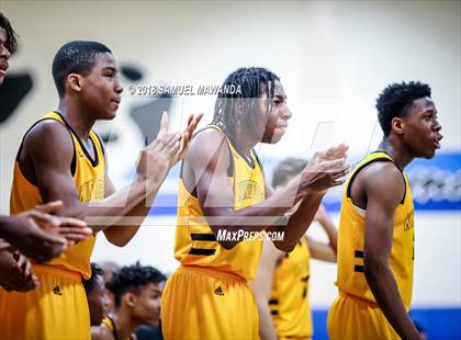 Thumbnail 2 in Burbank vs King/Drew (Spot Up Southern California Classic) photogallery.