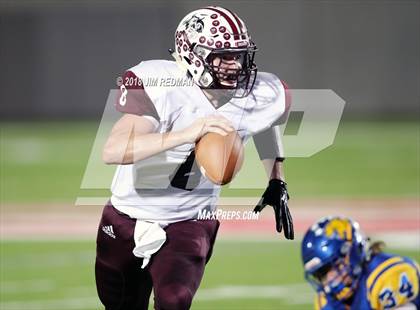 Thumbnail 3 in Blanco vs. East Bernard (UIL 3A Regional Playoff) photogallery.