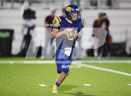 Thumbnail 1 in Blanco vs. East Bernard (UIL 3A Regional Playoff) photogallery.