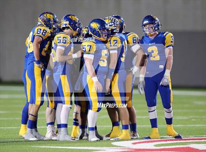 Thumbnail 2 in Blanco vs. East Bernard (UIL 3A Regional Playoff) photogallery.