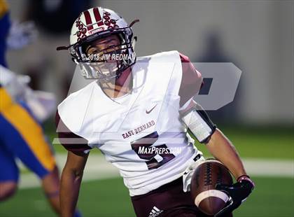 Thumbnail 1 in Blanco vs. East Bernard (UIL 3A Regional Playoff) photogallery.
