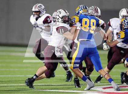 Thumbnail 2 in Blanco vs. East Bernard (UIL 3A Regional Playoff) photogallery.