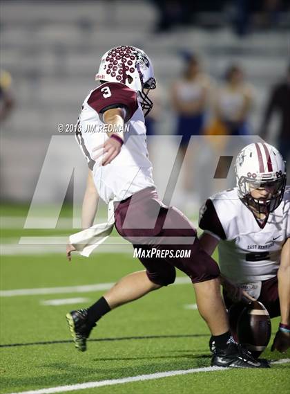 Thumbnail 1 in Blanco vs. East Bernard (UIL 3A Regional Playoff) photogallery.