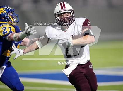 Thumbnail 3 in Blanco vs. East Bernard (UIL 3A Regional Playoff) photogallery.