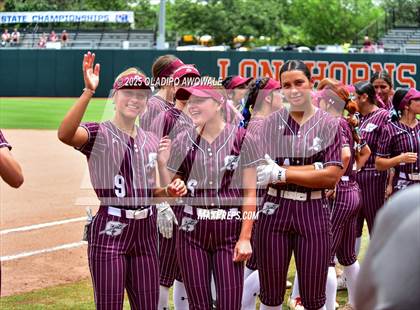 Thumbnail 2 in Ganado vs. Riesel (UIL Softball 2A Div 1 Final) photogallery.