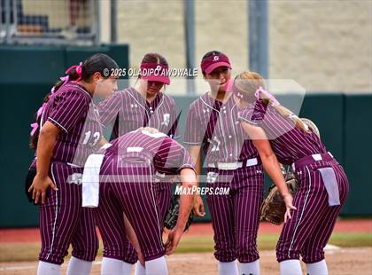 Thumbnail 2 in Ganado vs. Riesel (UIL Softball 2A Div 1 Final) photogallery.