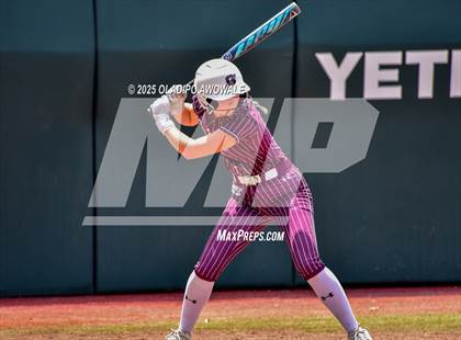 Thumbnail 1 in Ganado vs. Riesel (UIL Softball 2A Div 1 Final) photogallery.