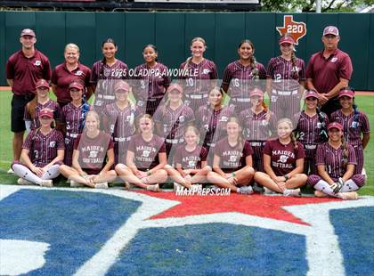 Thumbnail 1 in Ganado vs. Riesel (UIL Softball 2A Div 1 Final) photogallery.