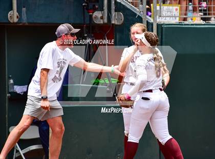 Thumbnail 1 in Ganado vs. Riesel (UIL Softball 2A Div 1 Final) photogallery.