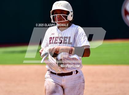 Thumbnail 2 in Ganado vs. Riesel (UIL Softball 2A Div 1 Final) photogallery.