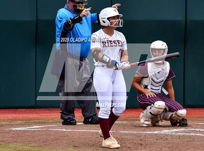 Thumbnail 1 in Ganado vs. Riesel (UIL Softball 2A Div 1 Final) photogallery.