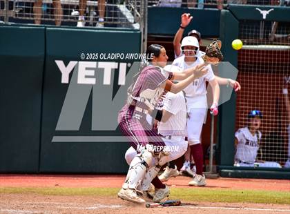 Thumbnail 3 in Ganado vs. Riesel (UIL Softball 2A Div 1 Final) photogallery.