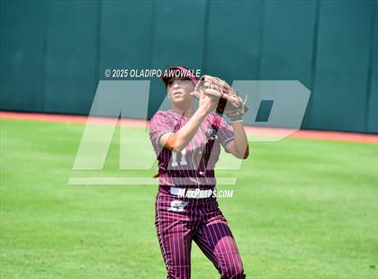 Thumbnail 3 in Ganado vs. Riesel (UIL Softball 2A Div 1 Final) photogallery.