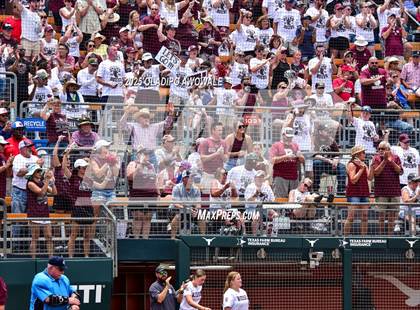 Thumbnail 2 in Ganado vs. Riesel (UIL Softball 2A Div 1 Final) photogallery.