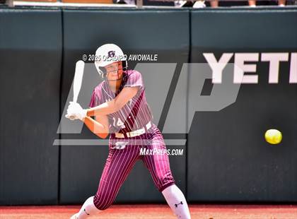 Thumbnail 2 in Ganado vs. Riesel (UIL Softball 2A Div 1 Final) photogallery.