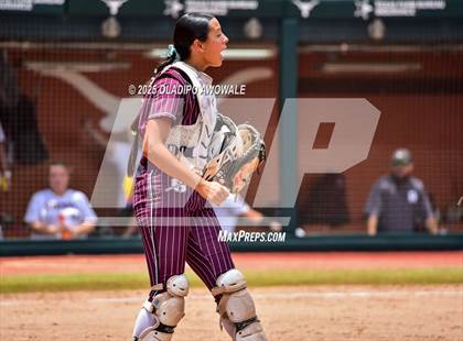 Thumbnail 1 in Ganado vs. Riesel (UIL Softball 2A Div 1 Final) photogallery.