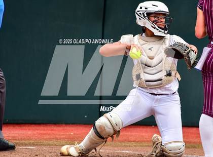 Thumbnail 2 in Ganado vs. Riesel (UIL Softball 2A Div 1 Final) photogallery.