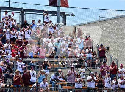 Thumbnail 1 in Ganado vs. Riesel (UIL Softball 2A Div 1 Final) photogallery.