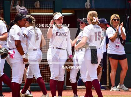 Thumbnail 1 in Ganado vs. Riesel (UIL Softball 2A Div 1 Final) photogallery.