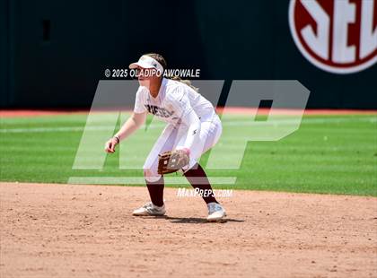 Thumbnail 2 in Ganado vs. Riesel (UIL Softball 2A Div 1 Final) photogallery.