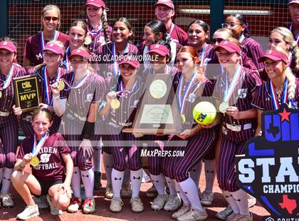 Thumbnail 2 in Ganado vs. Riesel (UIL Softball 2A Div 1 Final) photogallery.