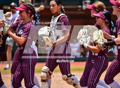 Thumbnail 2 in Ganado vs. Riesel (UIL Softball 2A Div 1 Final) photogallery.