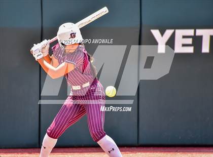 Thumbnail 2 in Ganado vs. Riesel (UIL Softball 2A Div 1 Final) photogallery.